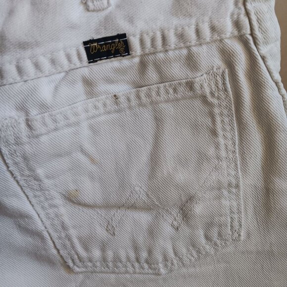 26" Vintage Wrangler White Denim Cutoff Shorts Womens Boys 16 USA Made Frayed He - Picture 4 of 7